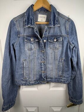 EightyTwo Women's L Light Wash Denim Jacket Cropped Button Front Y2K Vintage